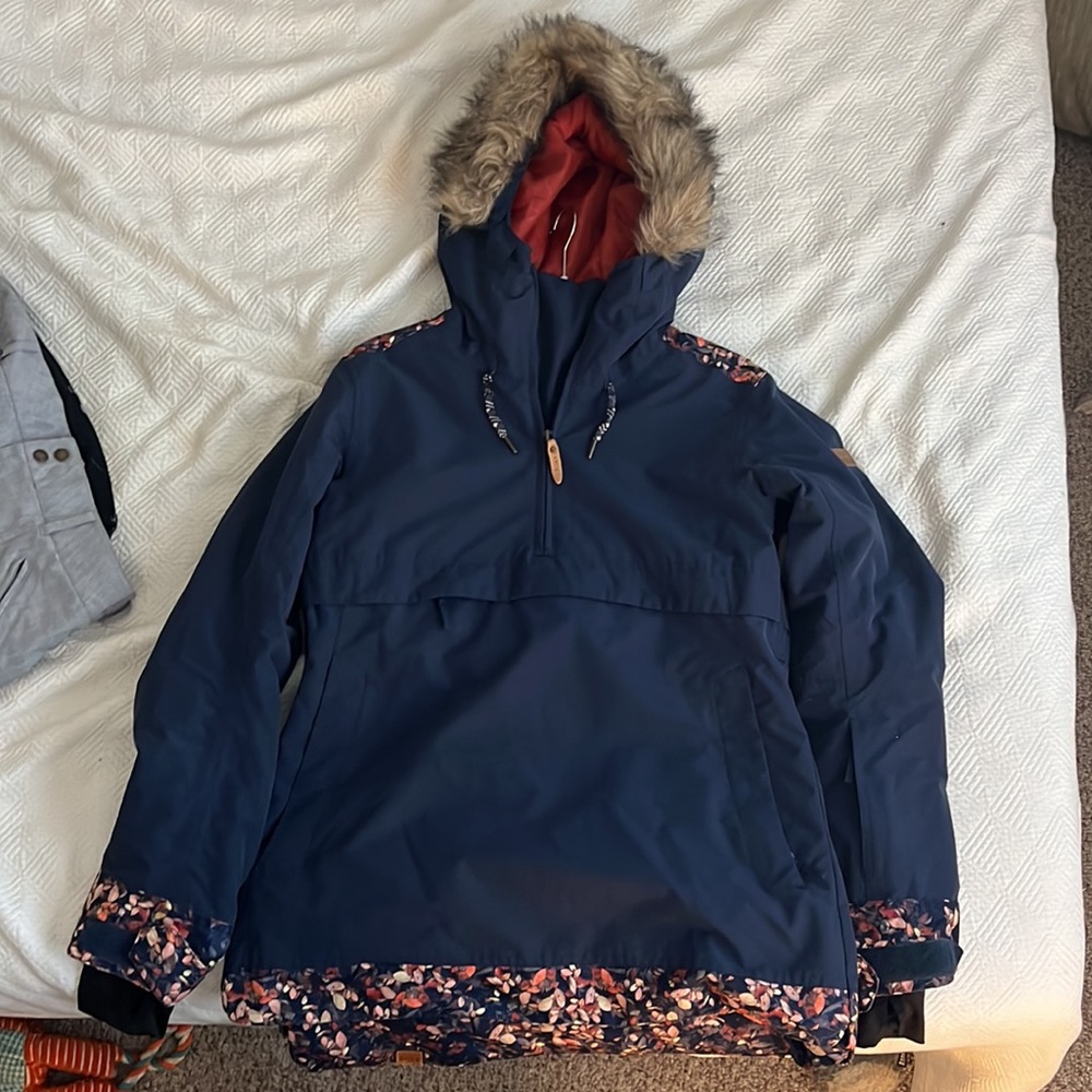 Roxy Pullover Snow Jacket